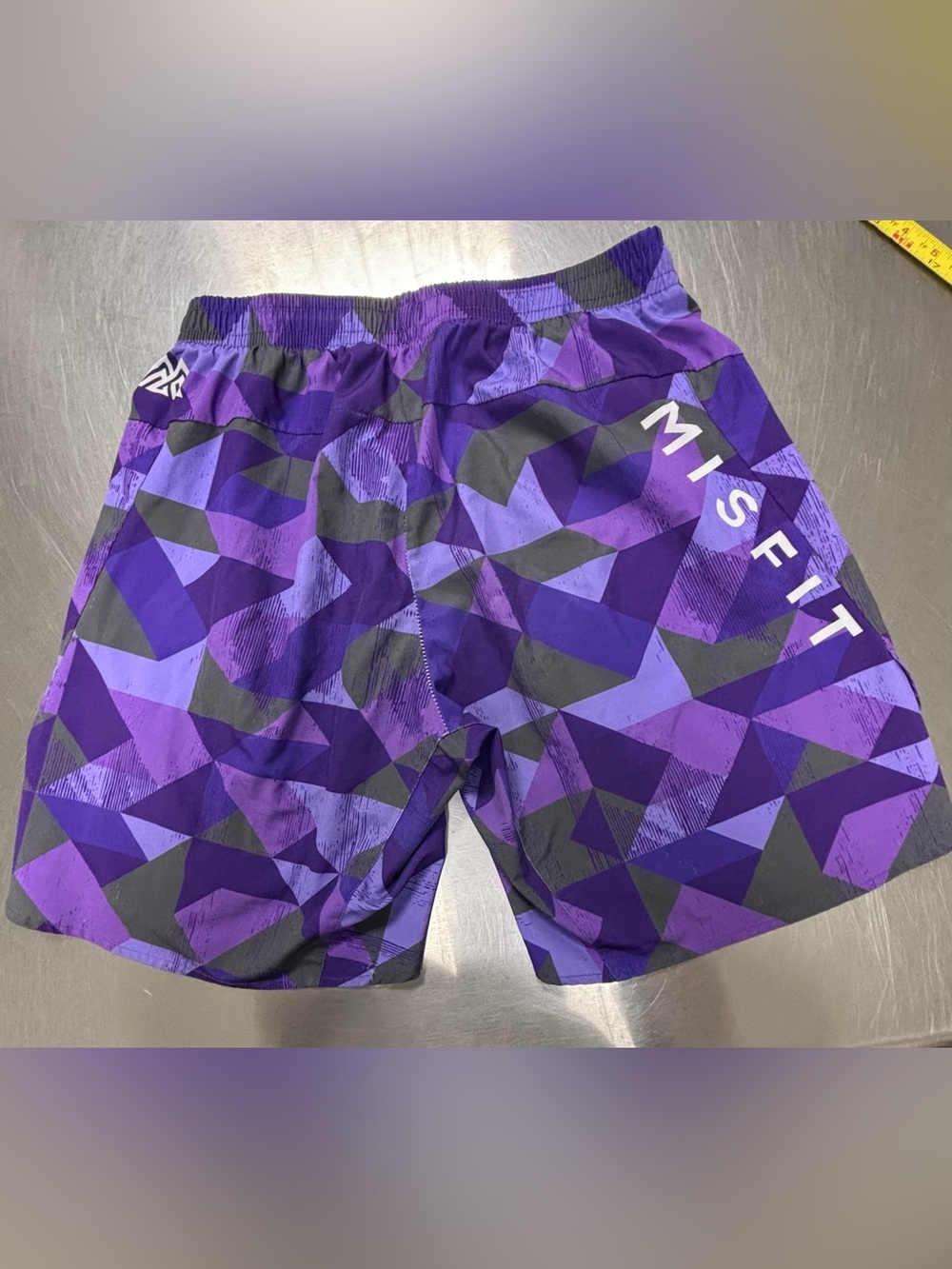 Sharpen The Axe Misfit Athletics Men's M Shorts - Purple Geometric "Shard" Print - Picture 2 of 8
